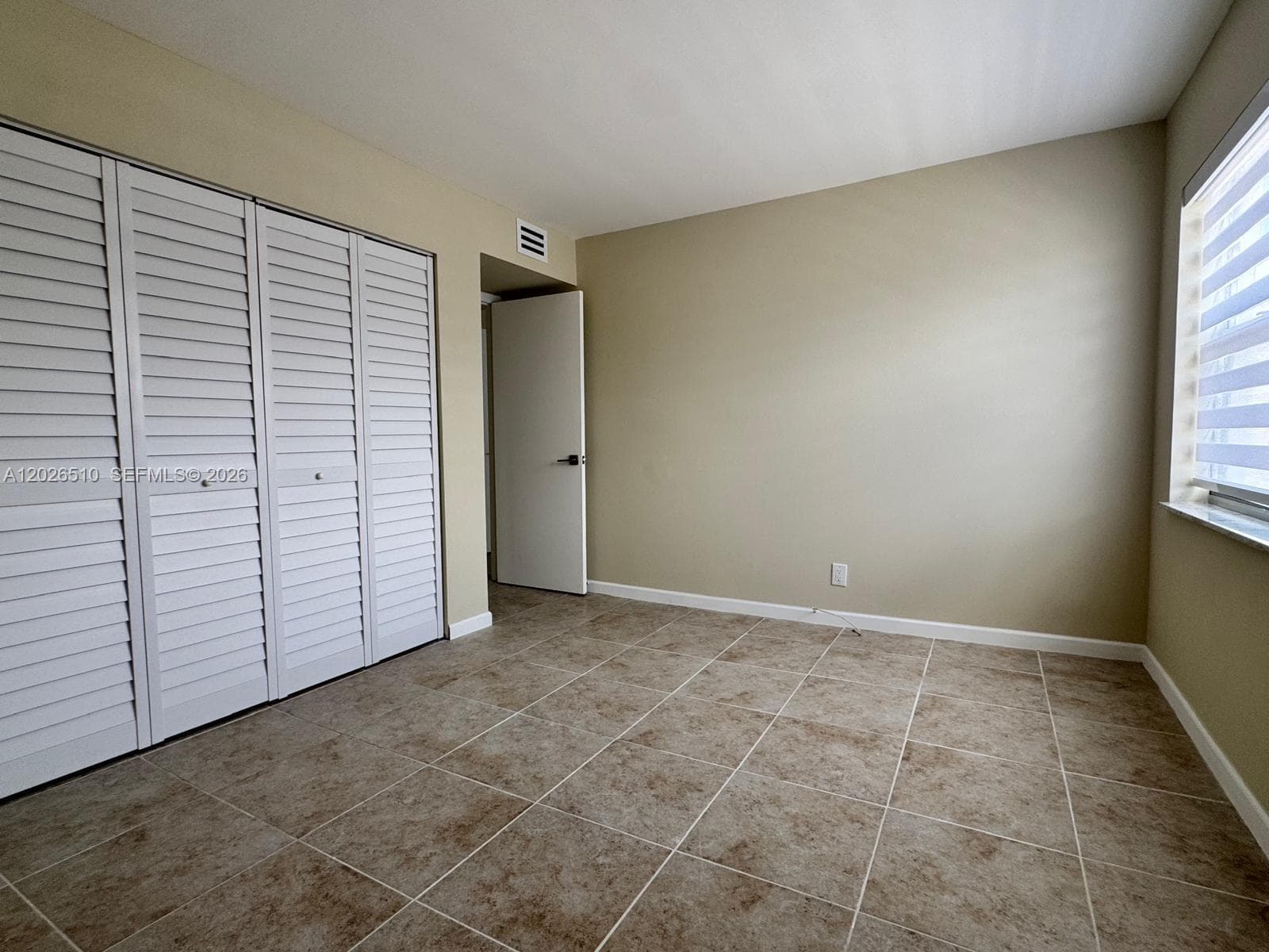 OCEAN VIEW TOWERS CONDO · #614 in Hallandale Beach - Photo 34