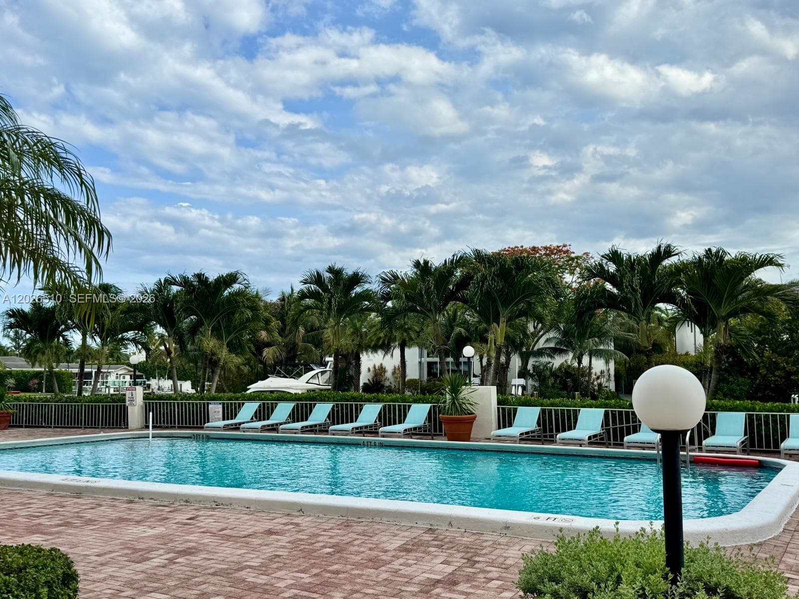 OCEAN VIEW TOWERS CONDO · #614 in Hallandale Beach - Photo 58
