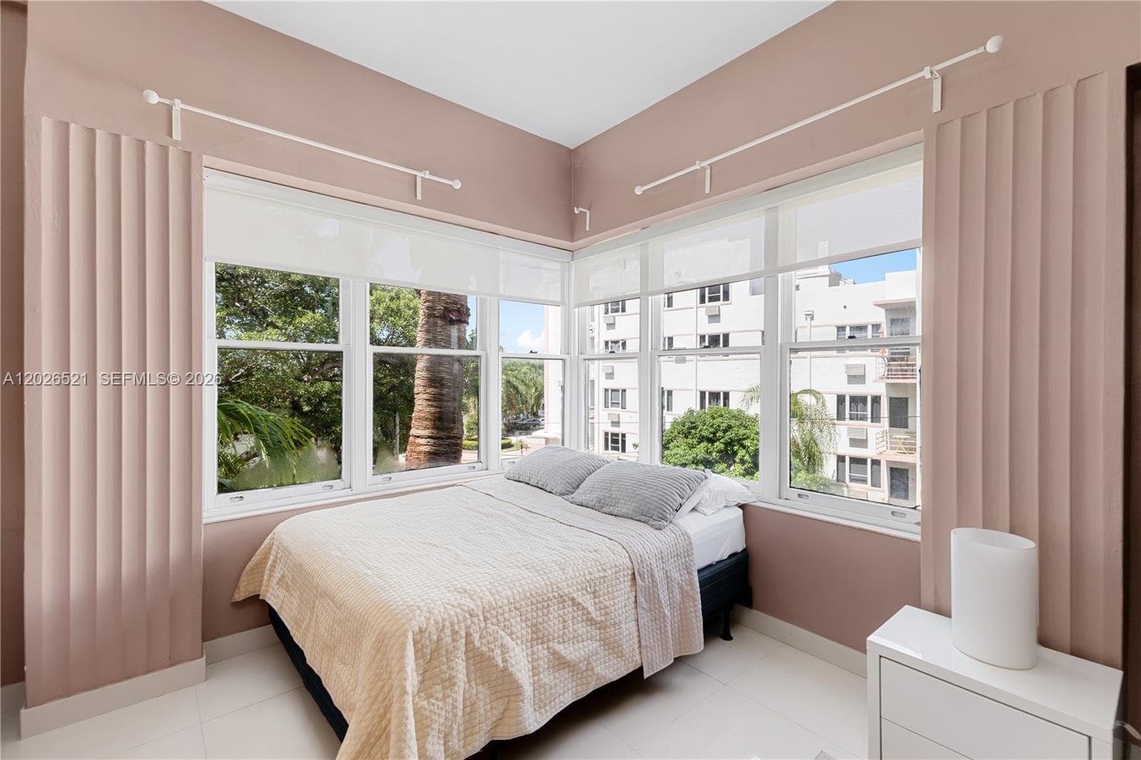 HELEN MAR CONDO · #3B in Miami Beach - Photo 4