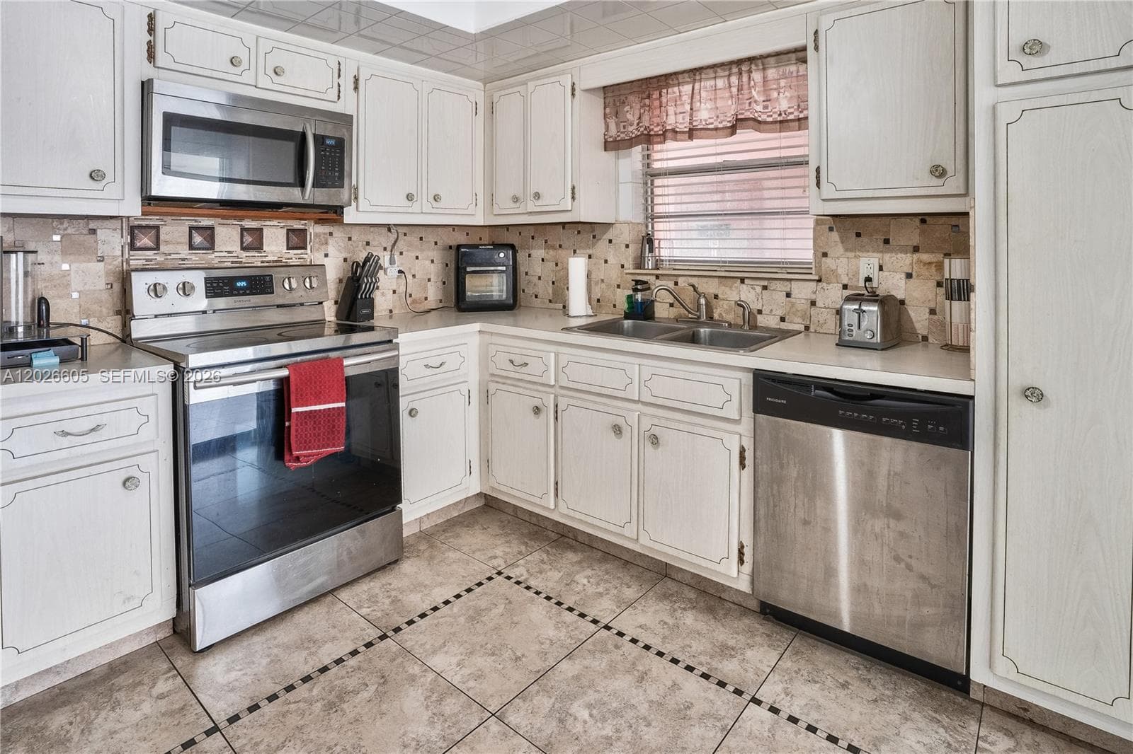 ELDORADO PLAZA WEST CONDO · #18C in Hallandale Beach - Photo 5