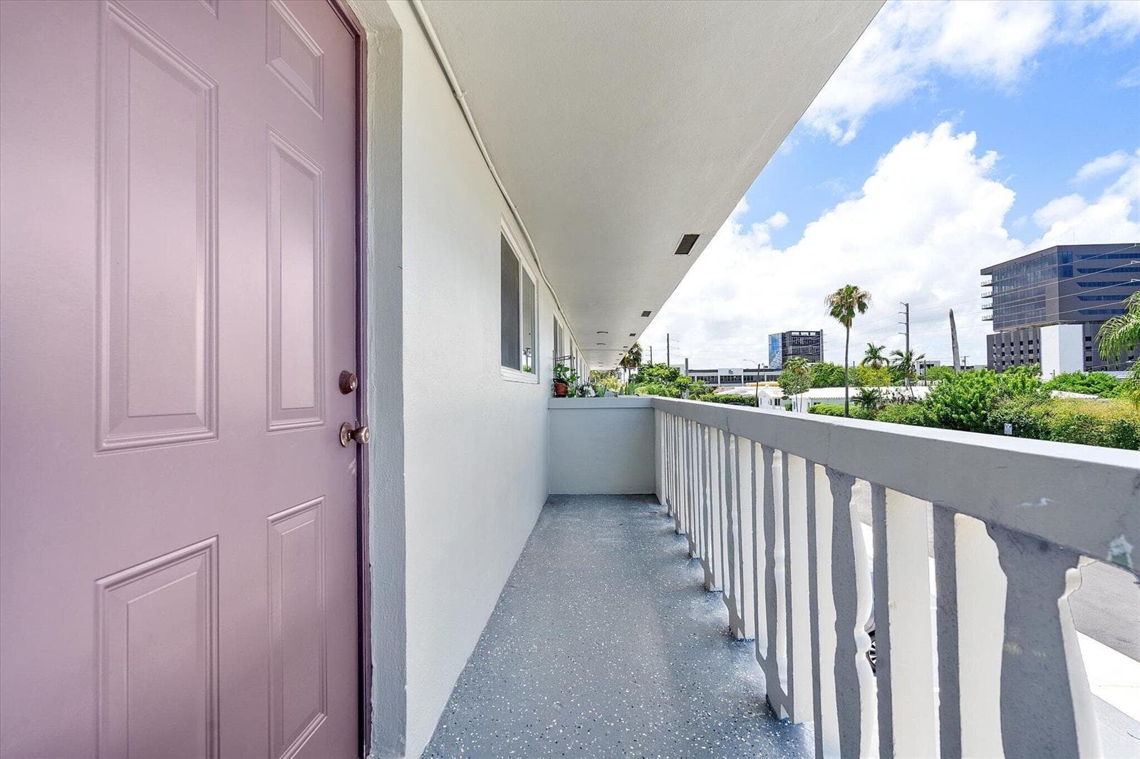 09-720 NE 7th St_009