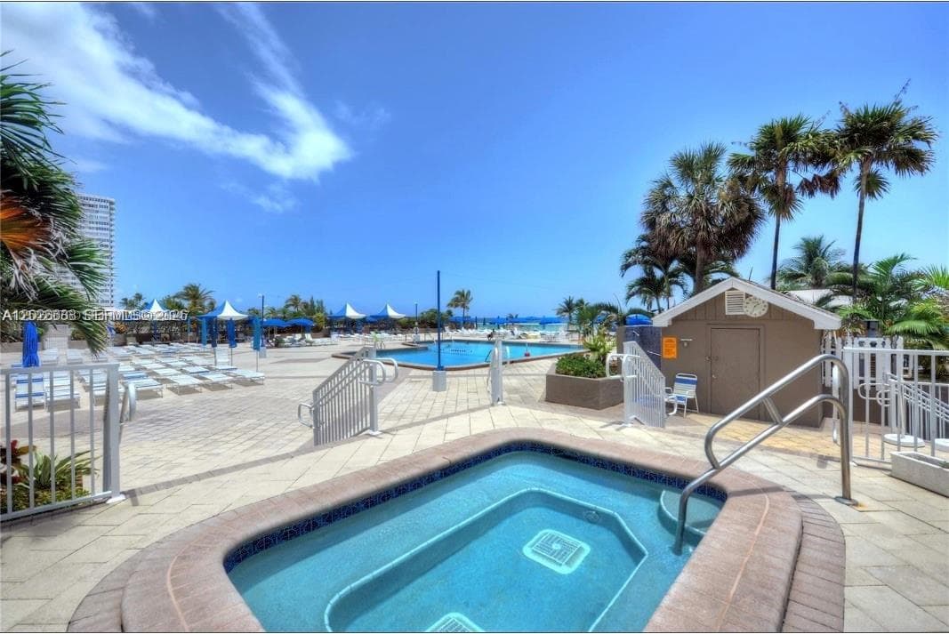 PARKER PLAZA CONDO ESTATE · #723 in Hallandale Beach - Photo 12