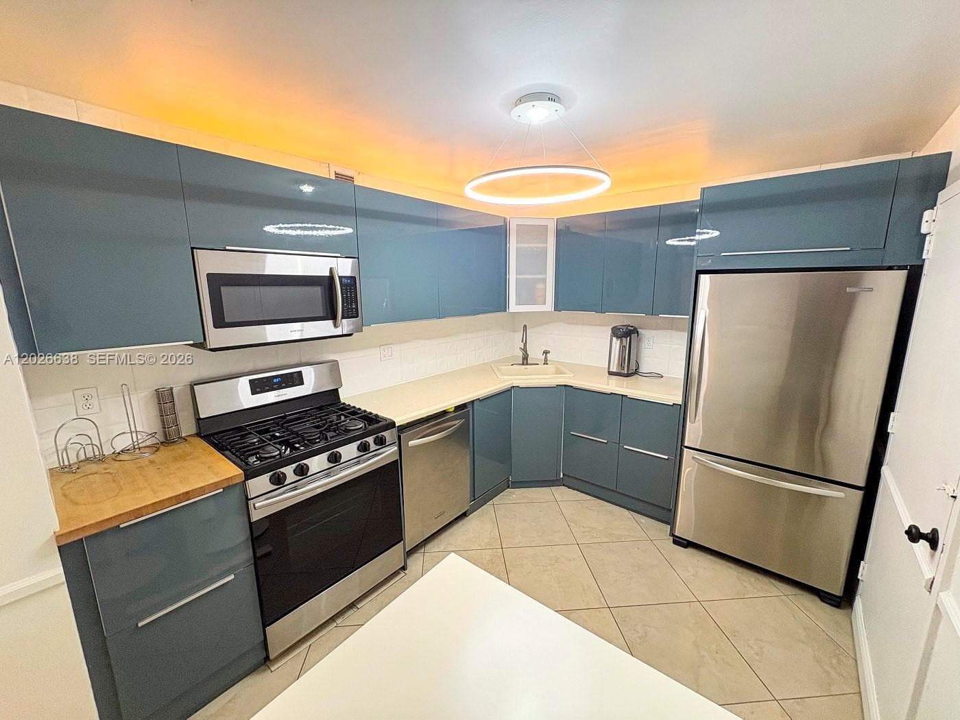 PARKER PLAZA CONDO ESTATE · #723 in Hallandale Beach - Photo 3