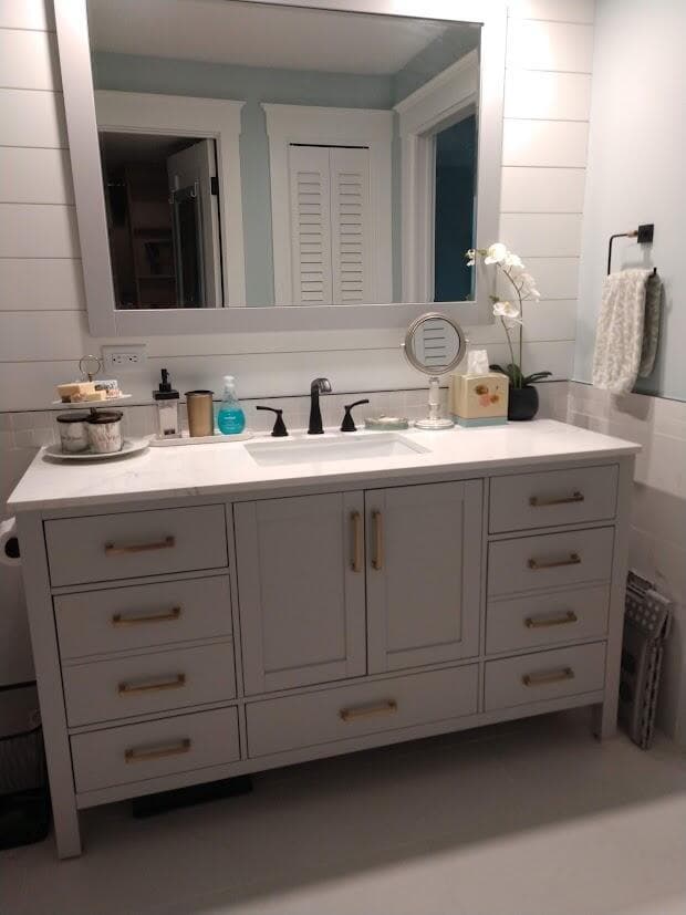 ROYAL COAST CONDO BATHROOM 5