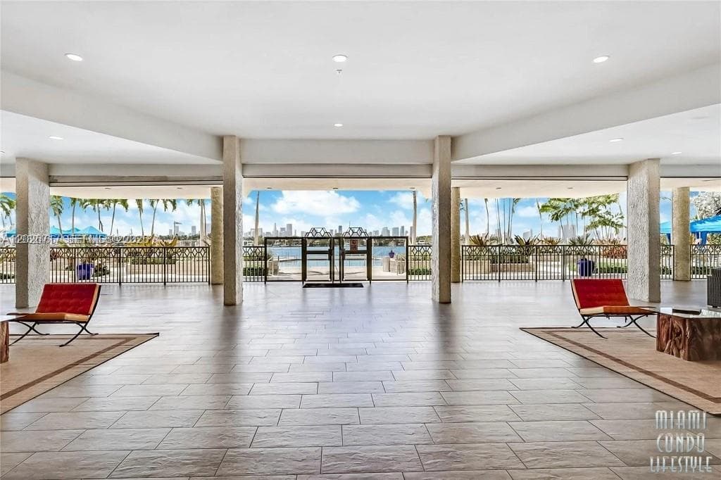 SOUTH BAY CLUB CONDO · #342 in Miami Beach - Photo 34