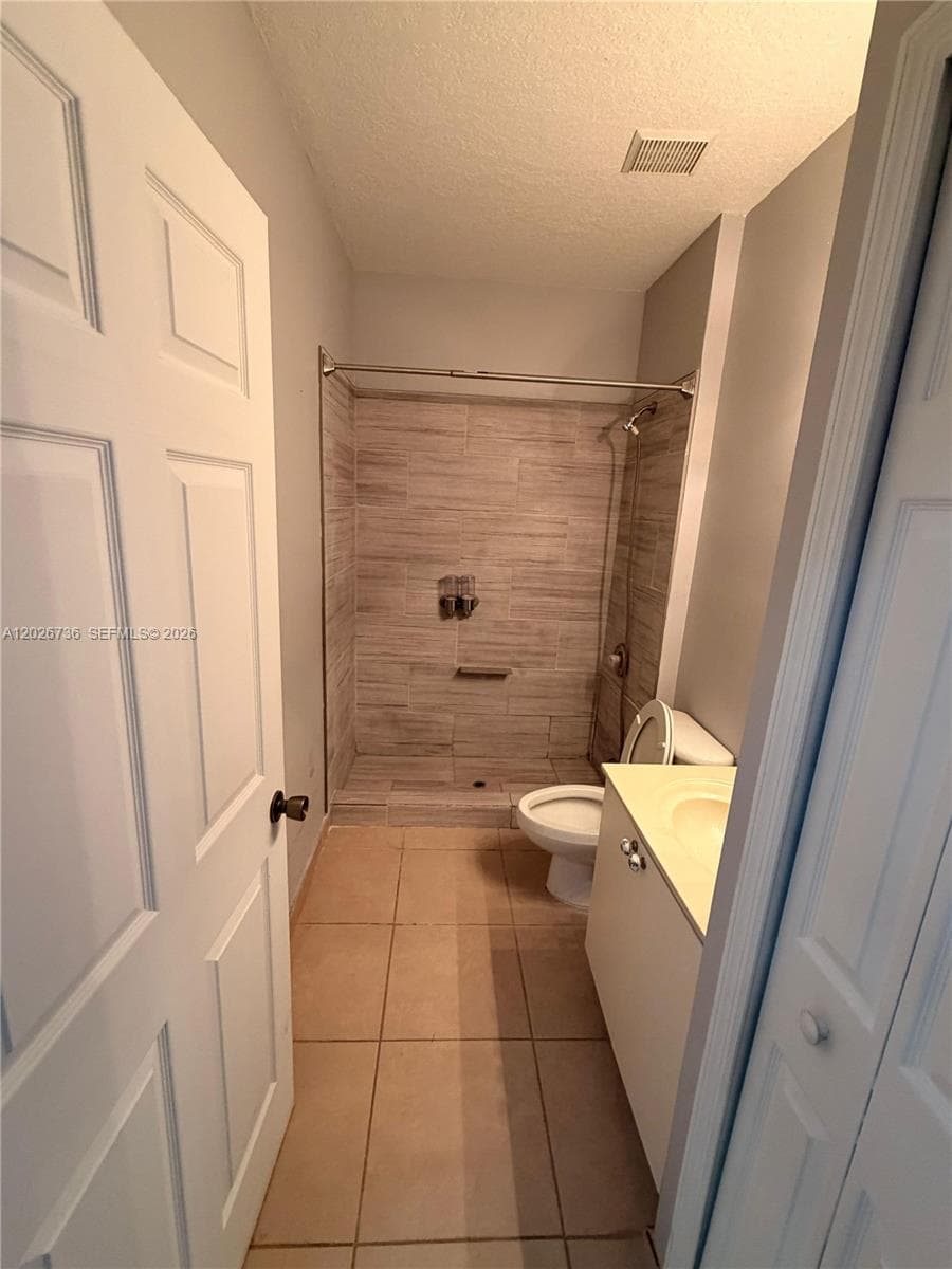 1174 NE 32nd Ave #0 photo 23