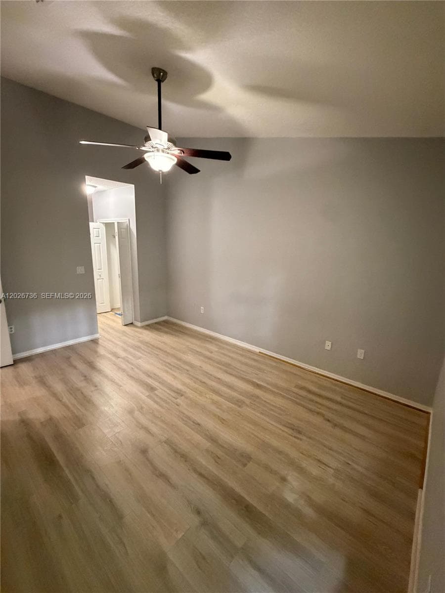 1174 NE 32nd Ave #0 photo 27