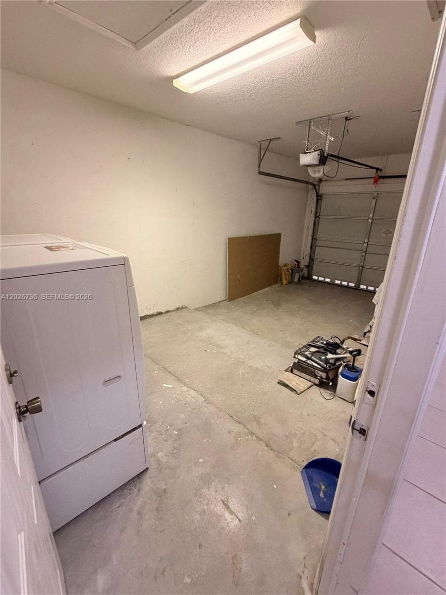 1174 NE 32nd Ave #0 photo 28