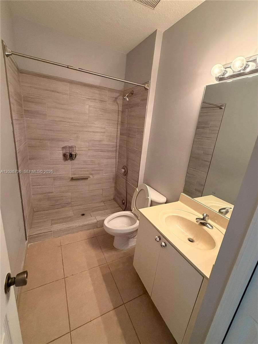 1174 NE 32nd Ave #0 photo 20