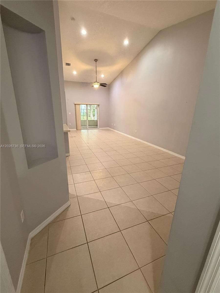 1174 NE 32nd Ave #0 photo 10
