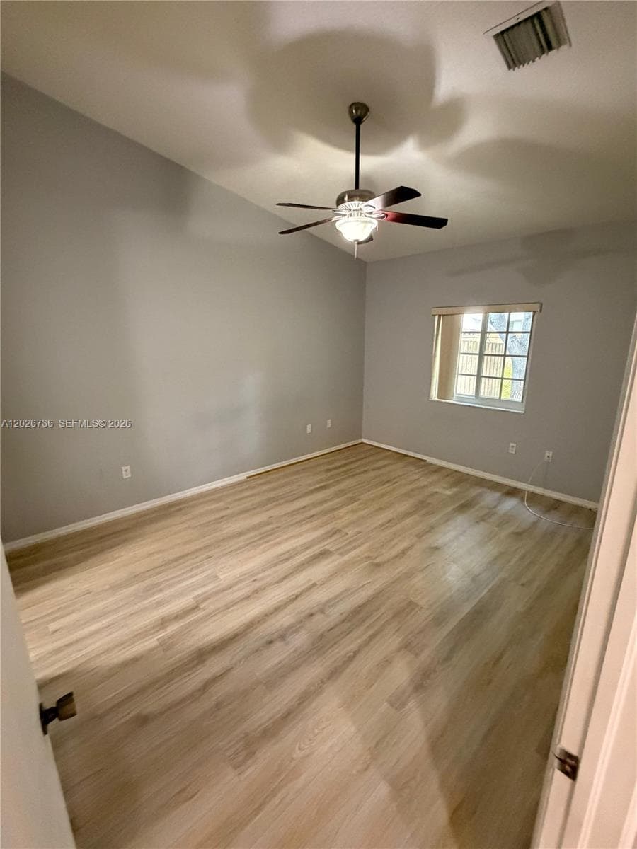 1174 NE 32nd Ave #0 photo 14