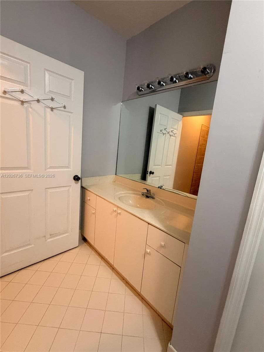 1174 NE 32nd Ave #0 photo 21