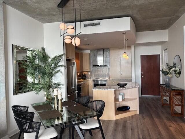 300 S Australian Avenue 328