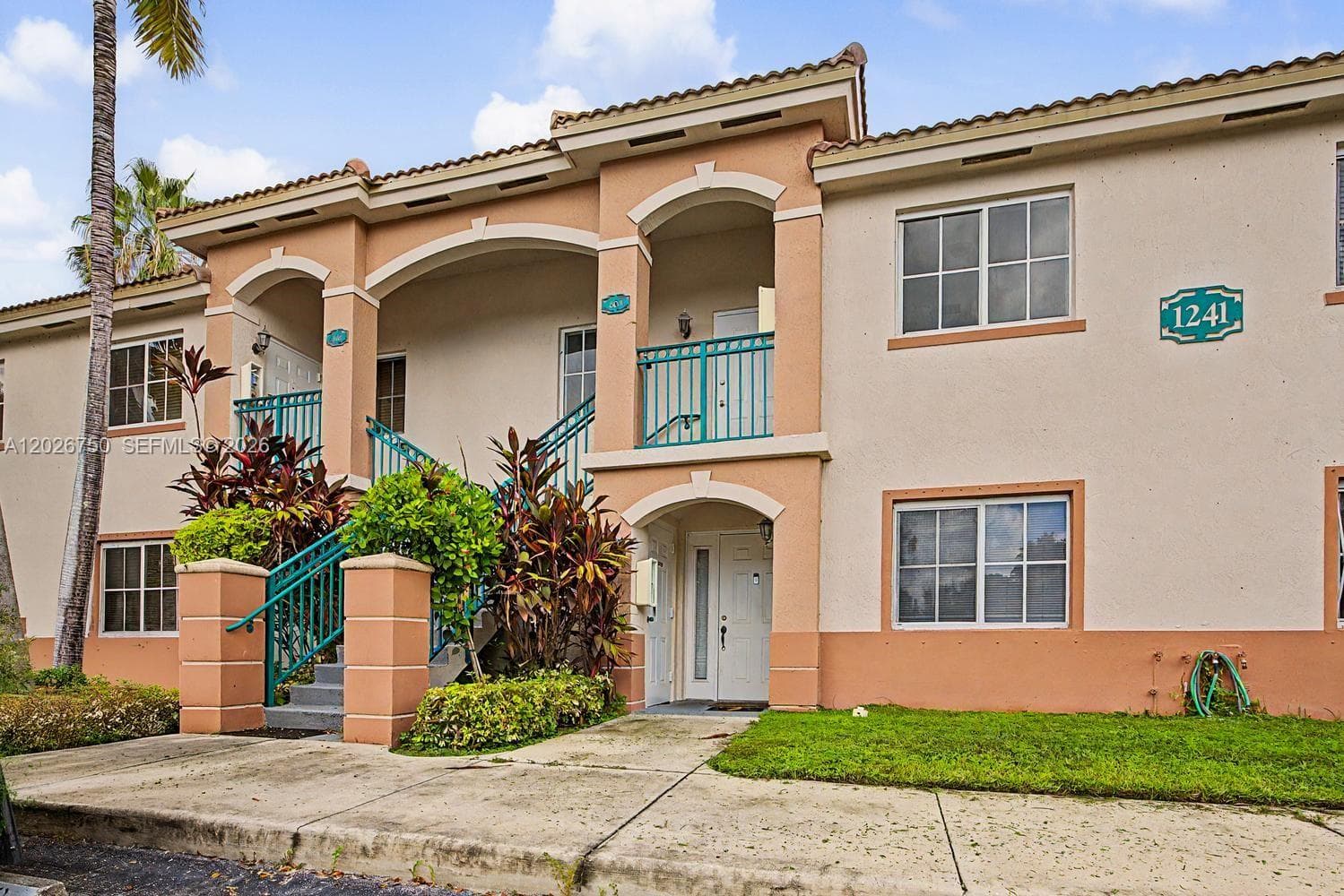 VENETIA GARDENS SOUTH CON · #203-27 in Homestead - Photo 1