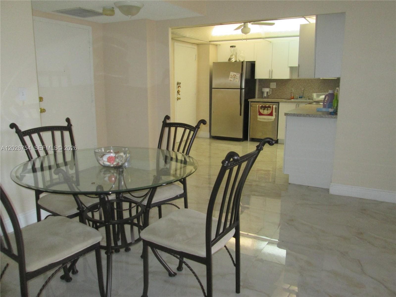 WINSTON TOWERS 200 · #411 in Sunny Isles Beach - Photo 9