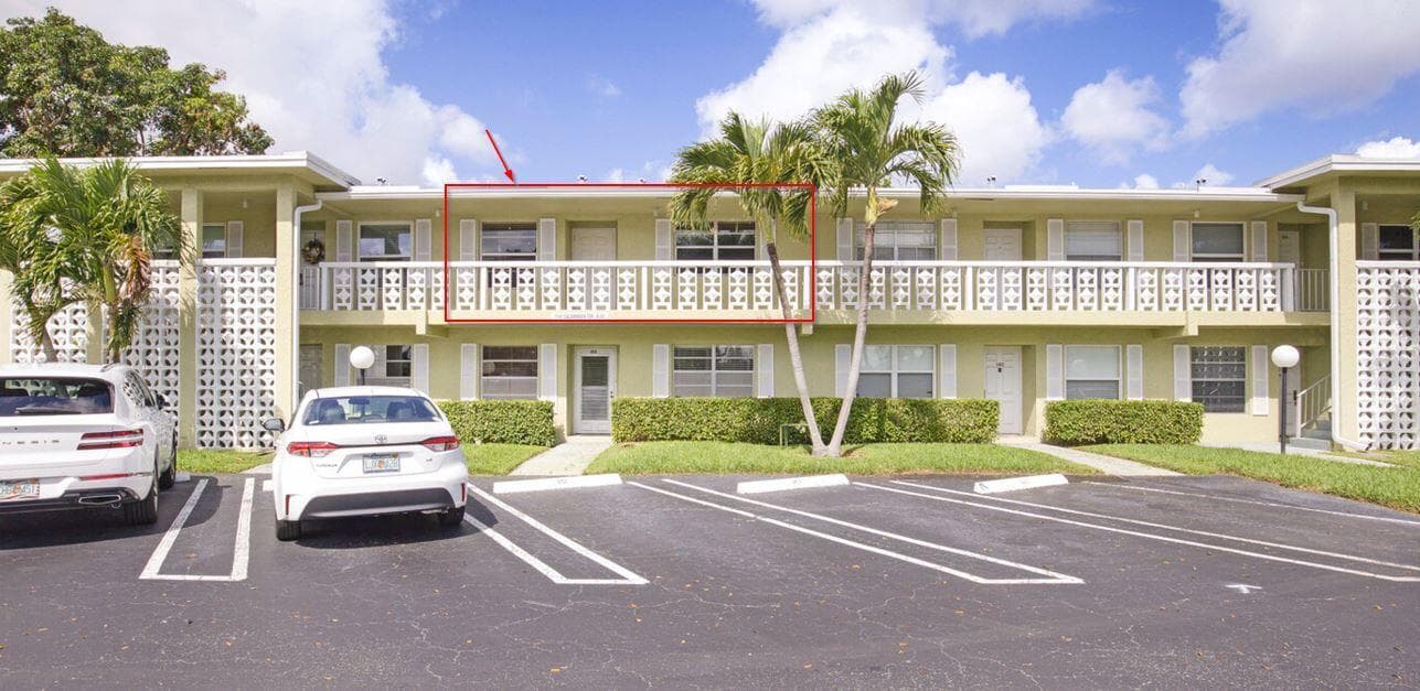 1141 Calamondin Terrace #202