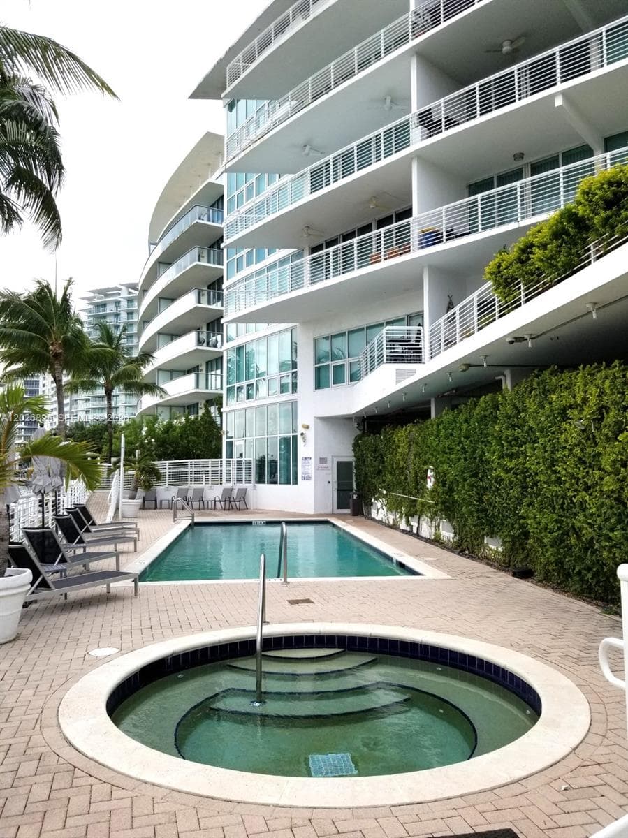 REGATTA AT INDIAN CREEK · #201 in Miami Beach - Photo 25