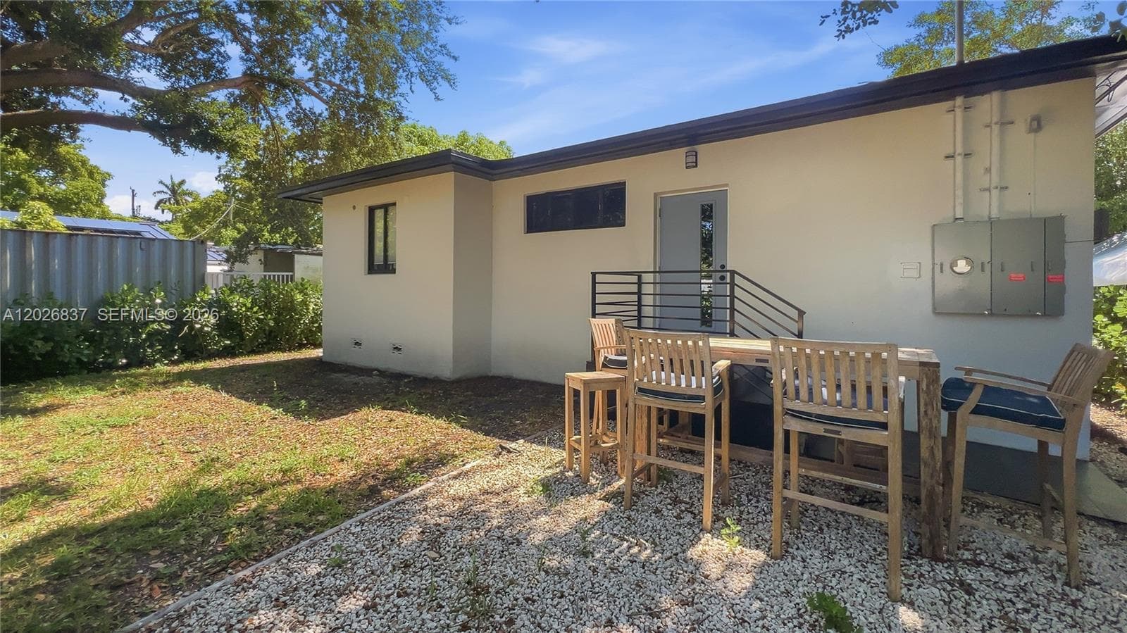 5221 NW 9th Ave photo 18