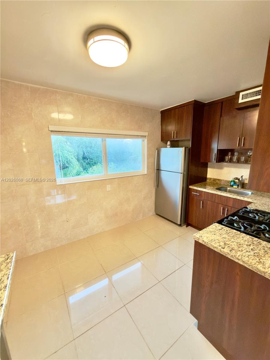 BAY HARBOR ISLAND · #4 in Bay Harbor Islands - Photo 8