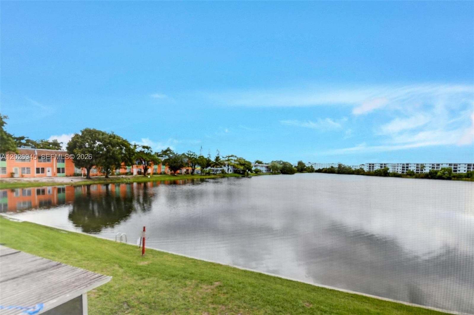 Star Lake · #3022 in Miami - Photo 20