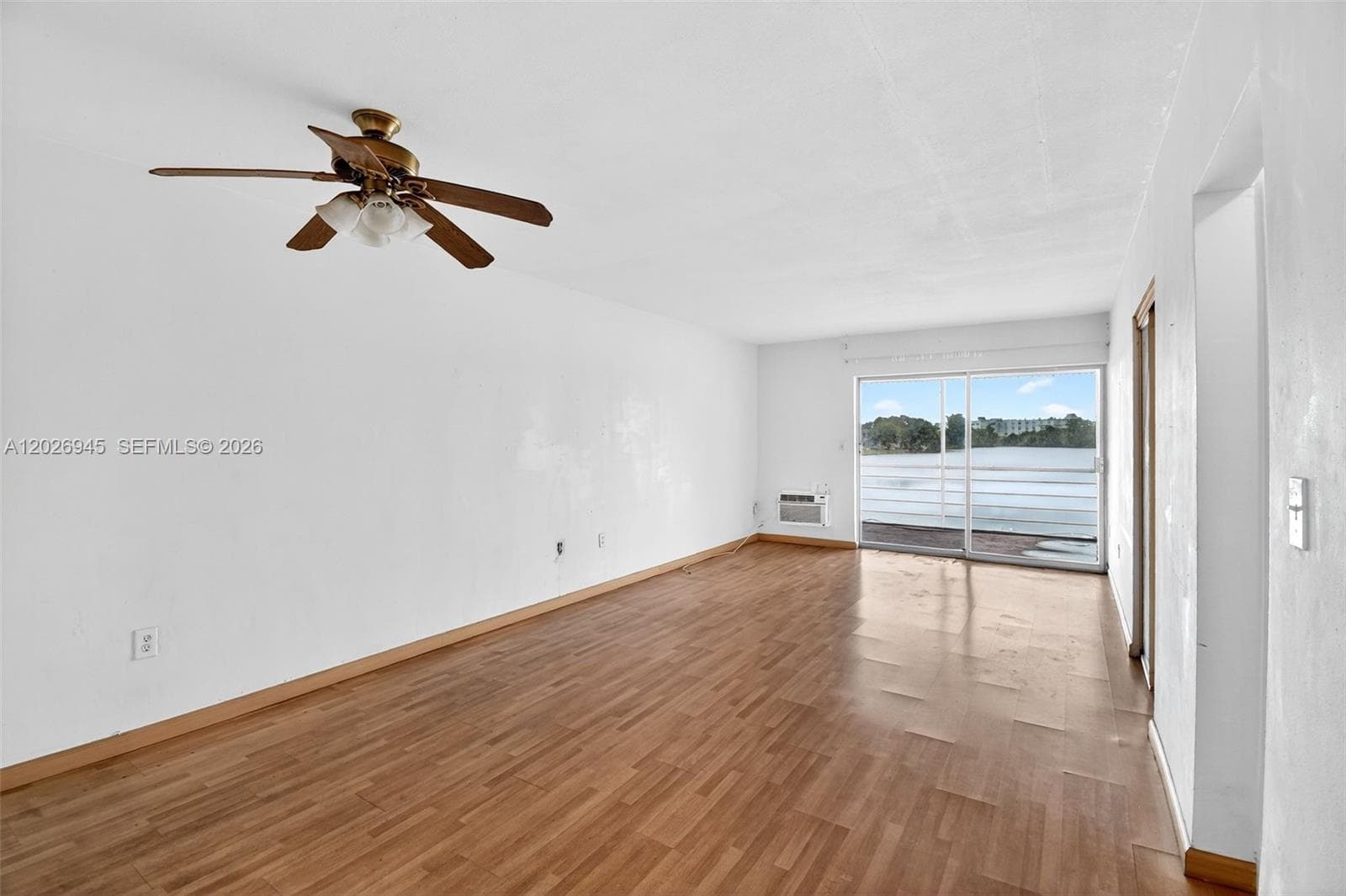 Star Lake · #3022 in Miami - Photo 8