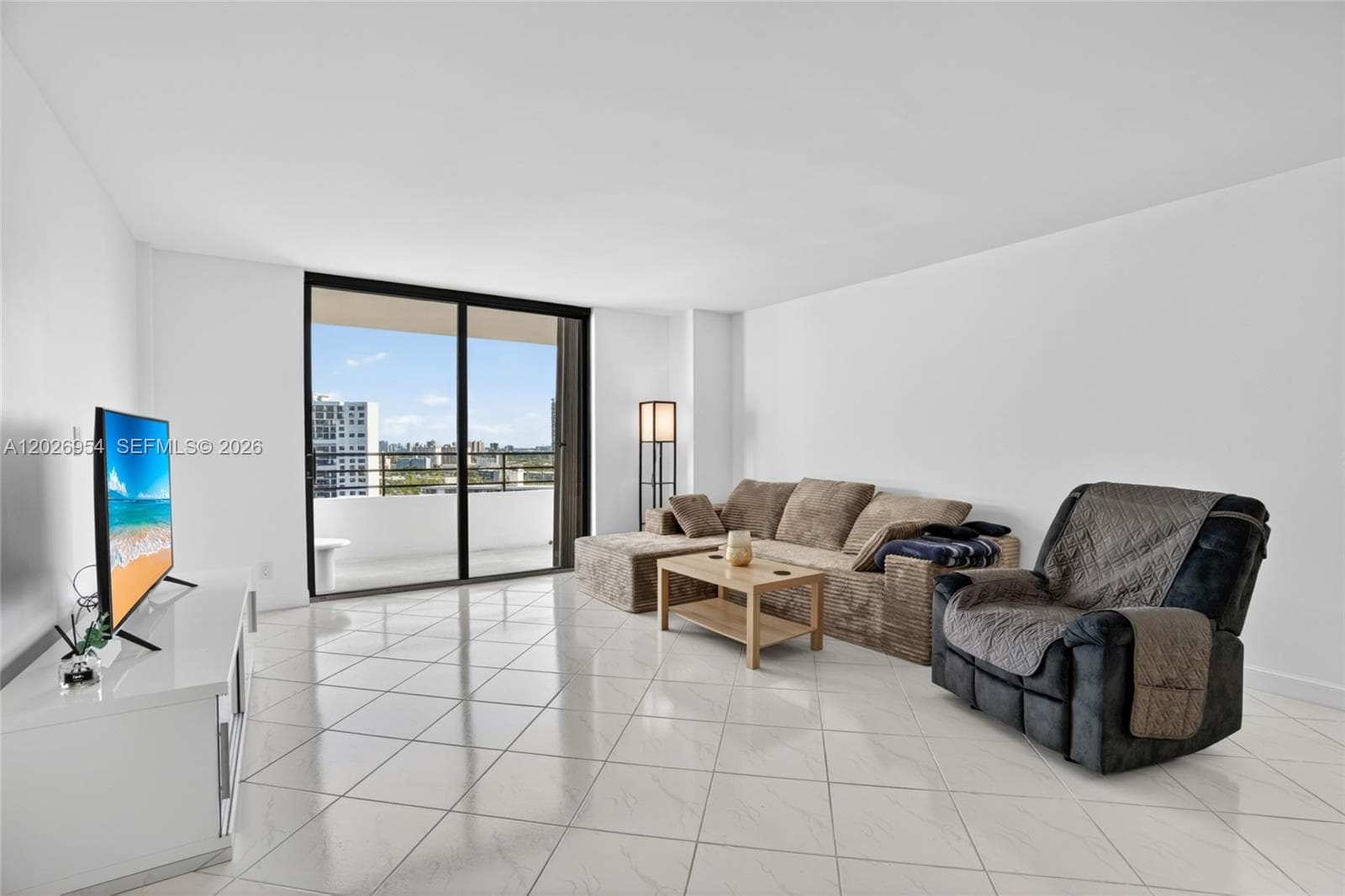 Olympus Towers & Marina · #1717 in Hallandale Beach - Photo 13