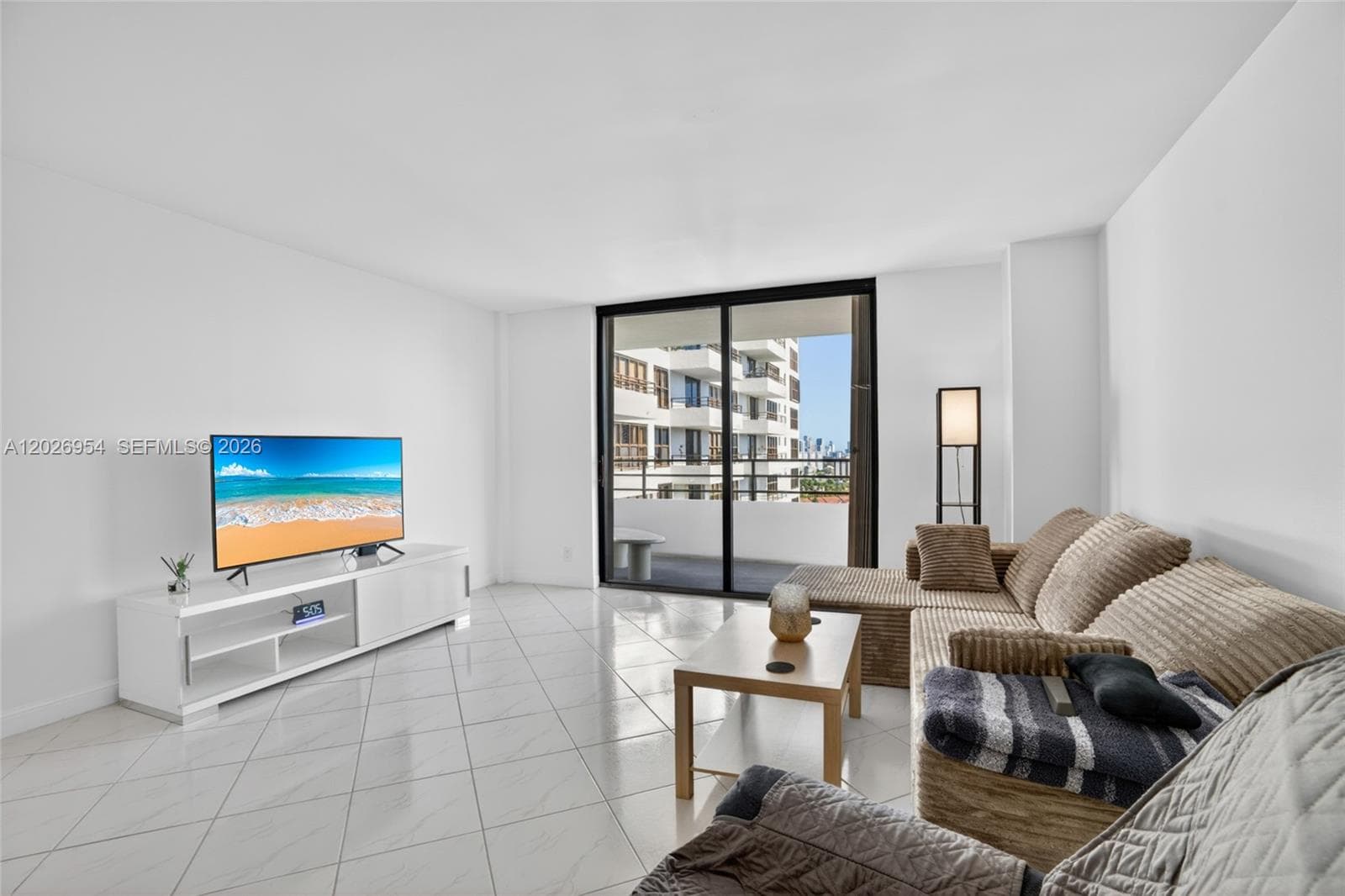 Olympus Towers & Marina · #1717 in Hallandale Beach - Photo 14