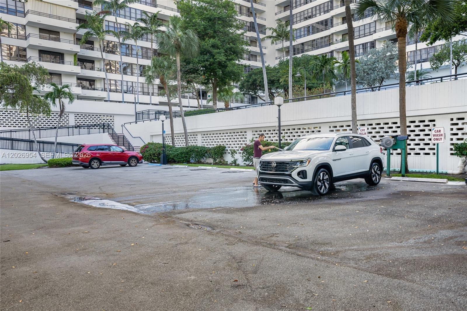 Olympus Towers & Marina · #1717 in Hallandale Beach - Photo 37