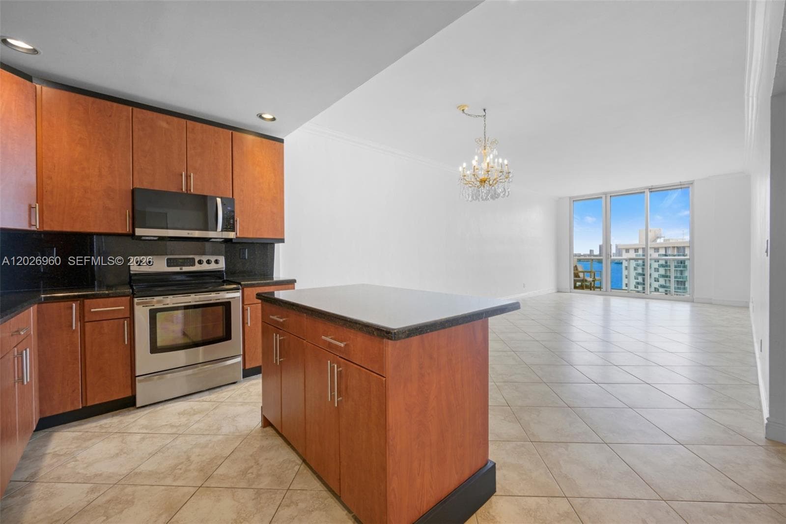 OCEANVIEW BUILDING B COND · #PH-27 in Sunny Isles Beach - Photo 6