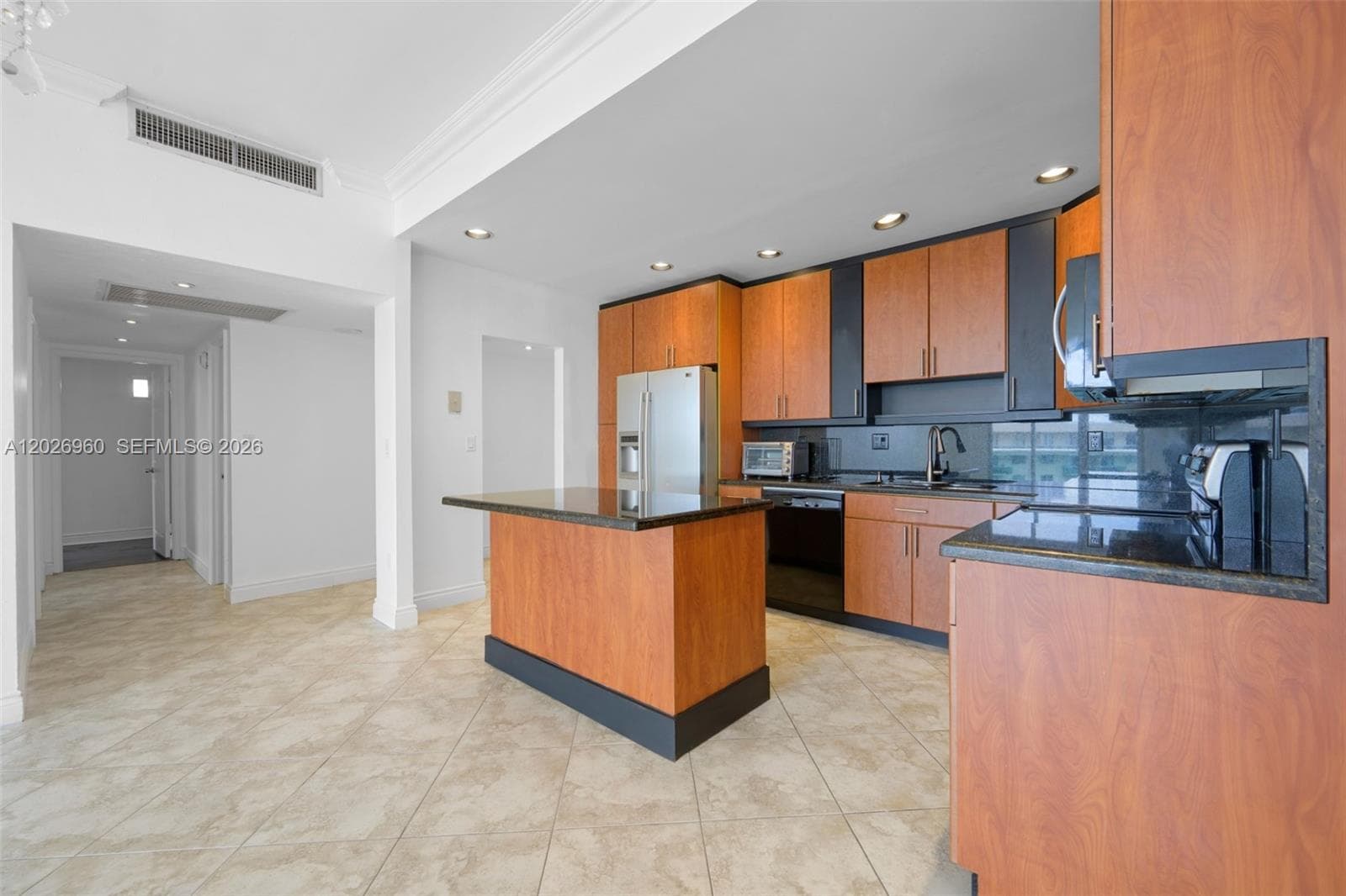 OCEANVIEW BUILDING B COND · #PH-27 in Sunny Isles Beach - Photo 5