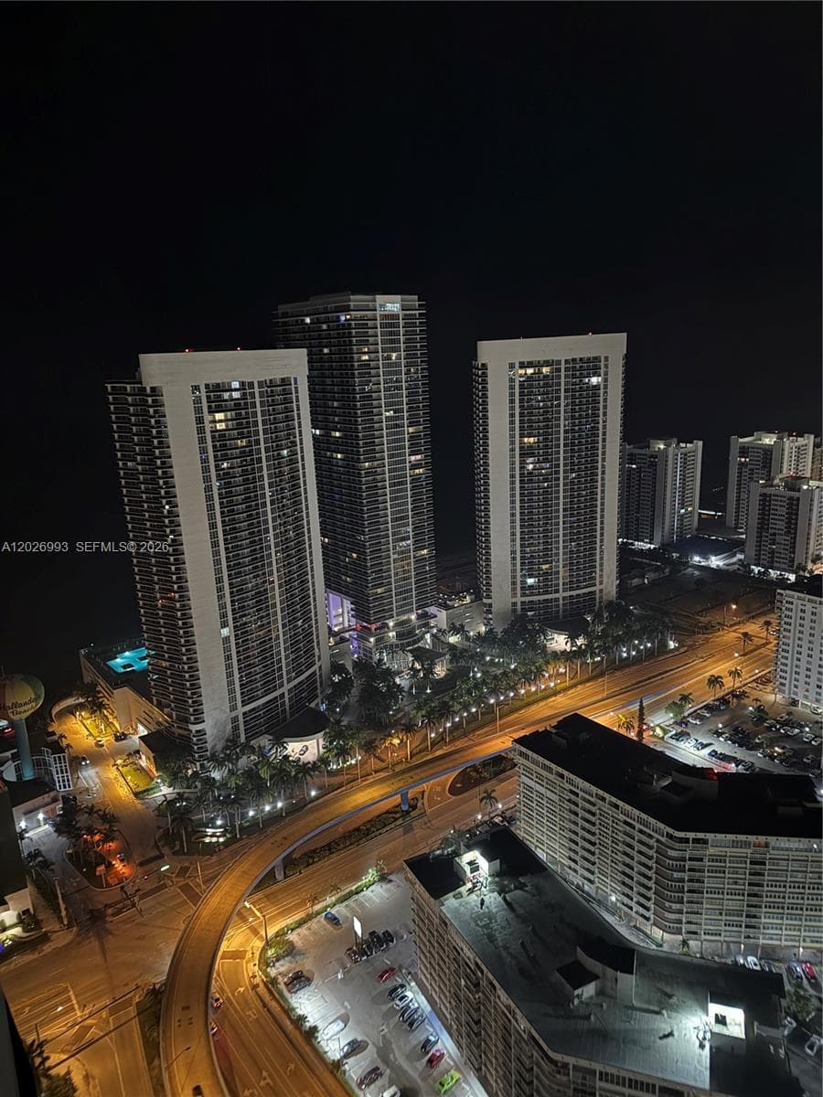 BEACH CLUB TWO CONDO · #3003 in Hallandale Beach - Photo 4