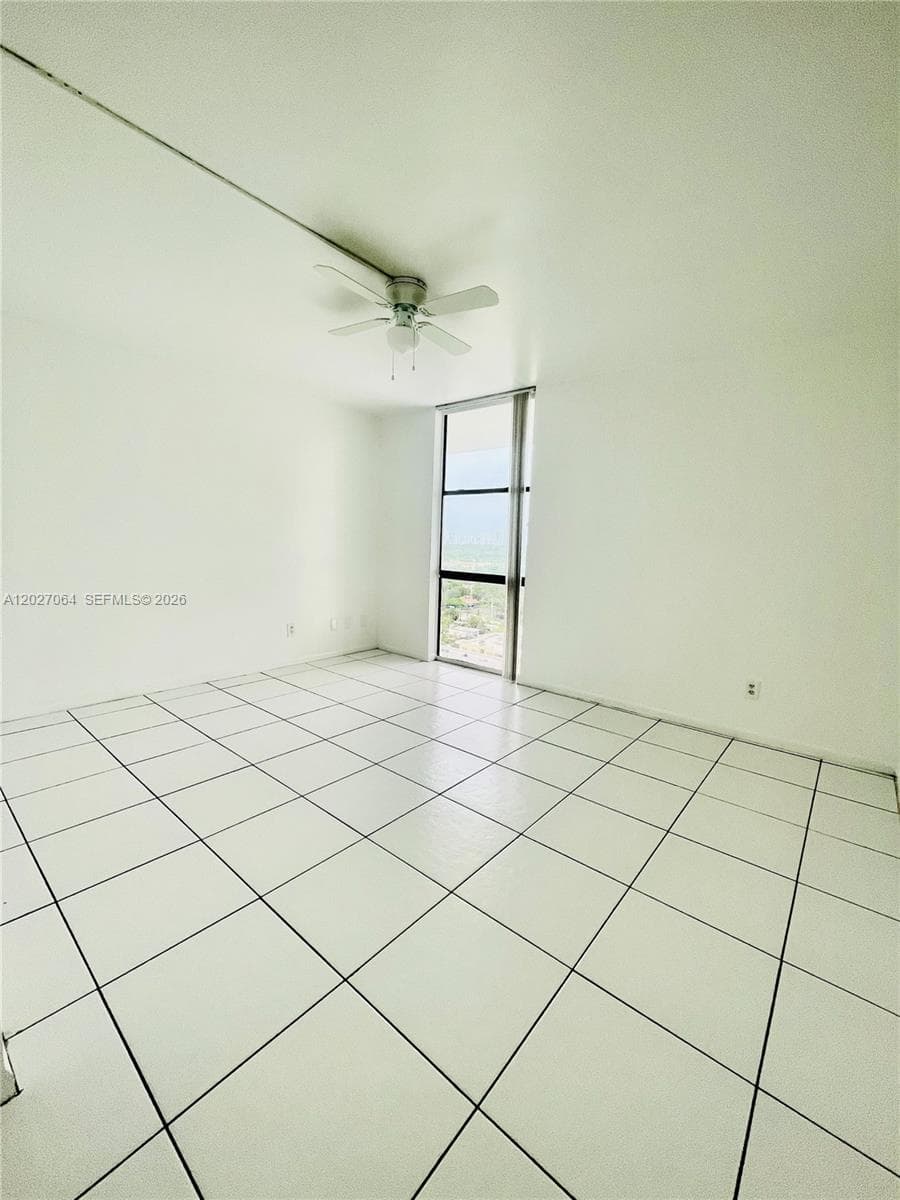 SAILBOAT CAY CONDO · #1613 in North Miami - Photo 9