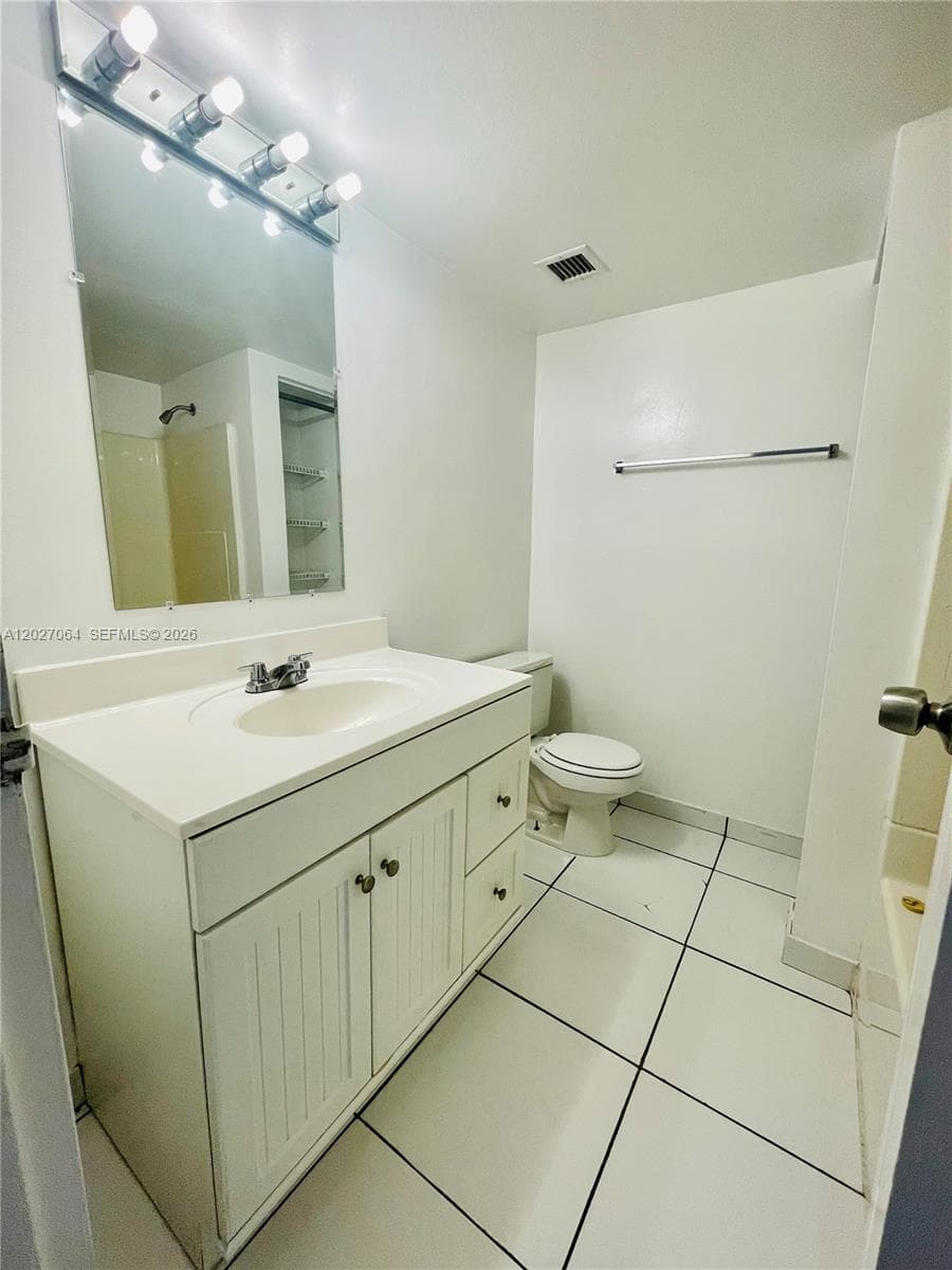 SAILBOAT CAY CONDO · #1613 in North Miami - Photo 11