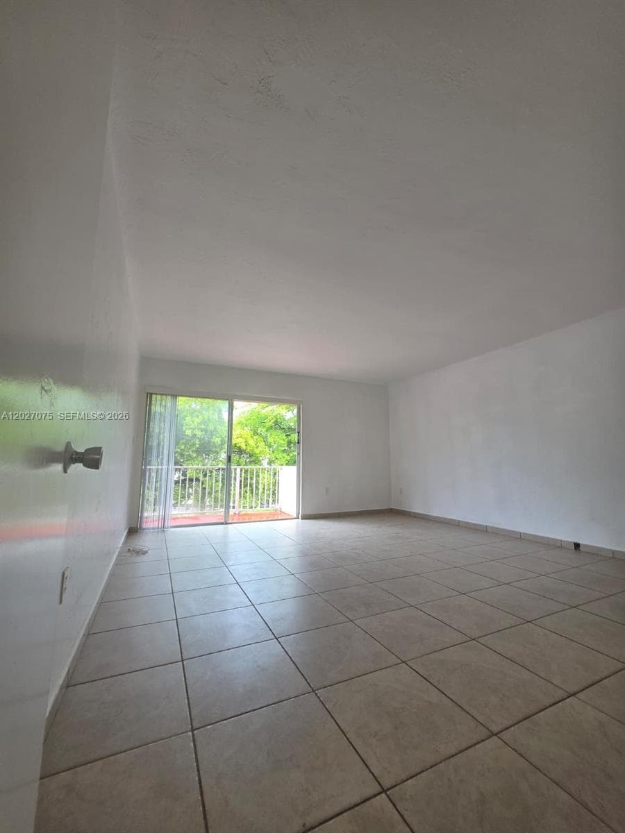 2ND REV PL OF PORT OF OCE · #3B in Miami Beach - Photo 2