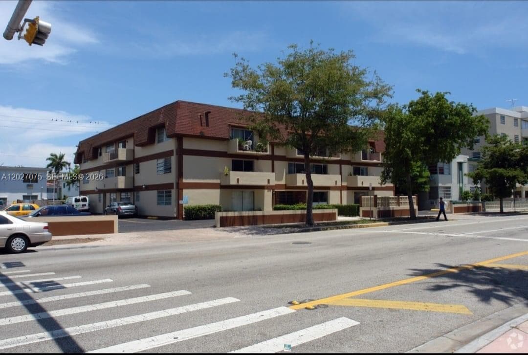 2ND REV PL OF PORT OF OCE · #3B in Miami Beach - Photo 1