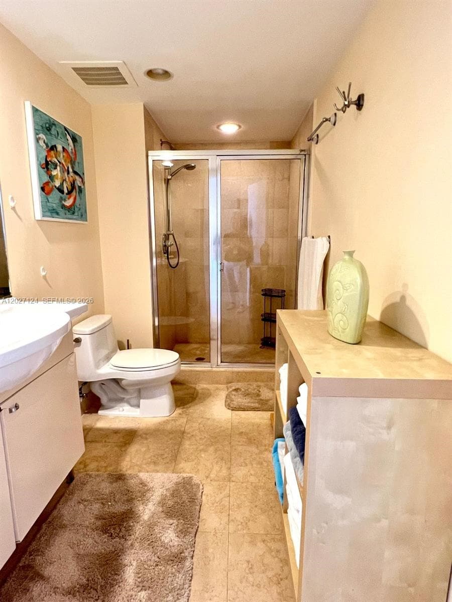 BEACH CLUB TWO · #1812 in Hallandale Beach - Photo 9