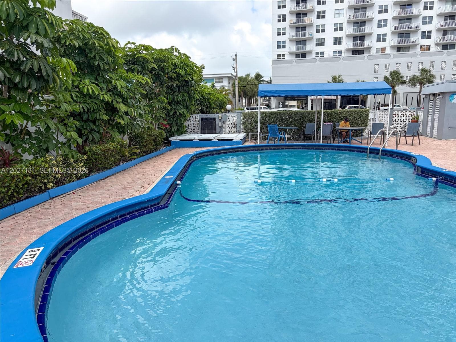 GOLDEN ISLES YACHT CLUB C · #205 in Hallandale Beach - Photo 23