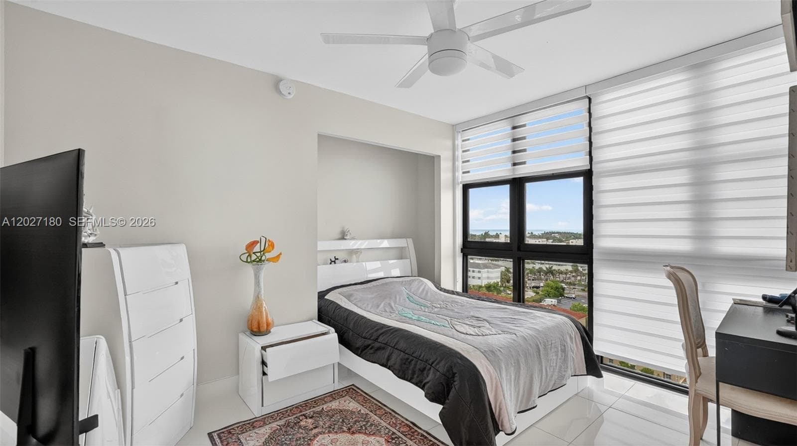 Avant Garde Condo · #1104 in Hallandale Beach - Photo 23