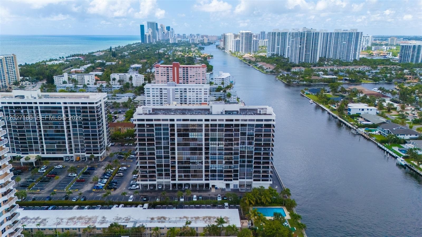 Avant Garde Condo · #1104 in Hallandale Beach - Photo 43