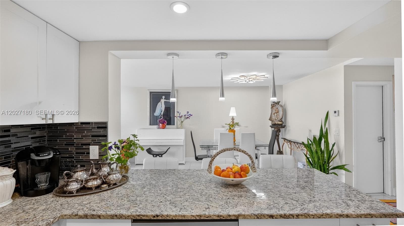 Avant Garde Condo · #1104 in Hallandale Beach - Photo 12