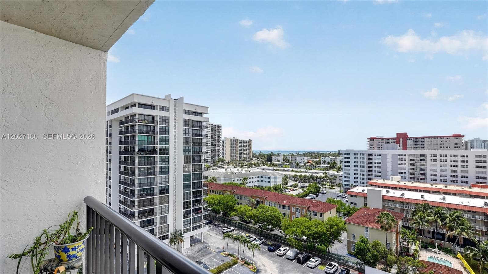 Avant Garde Condo · #1104 in Hallandale Beach - Photo 20