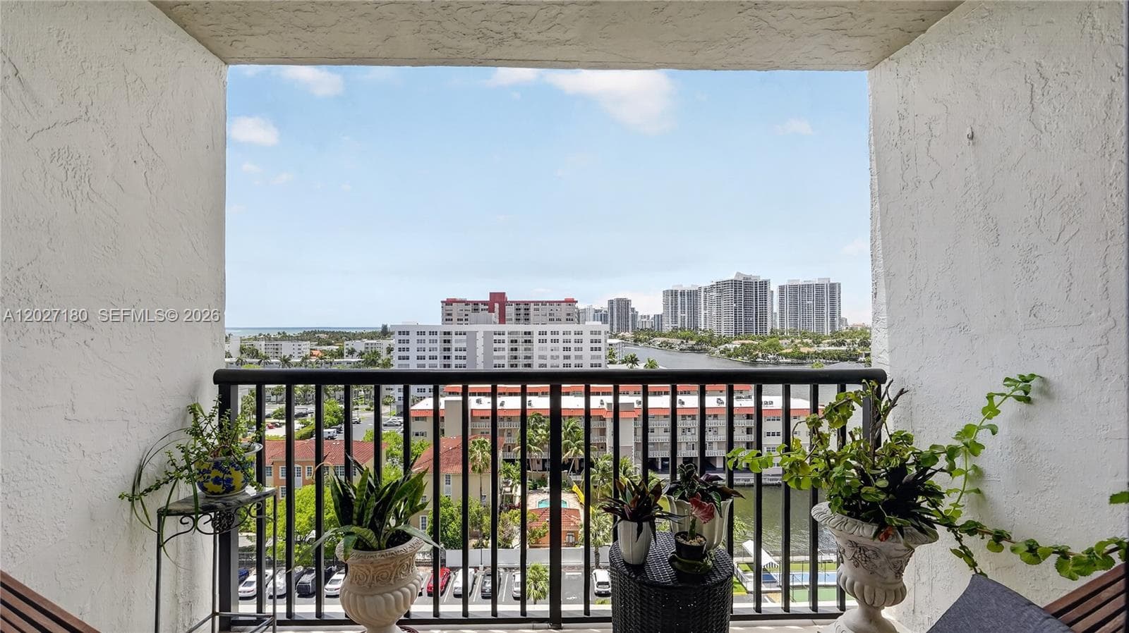 Avant Garde Condo · #1104 in Hallandale Beach - Photo 18