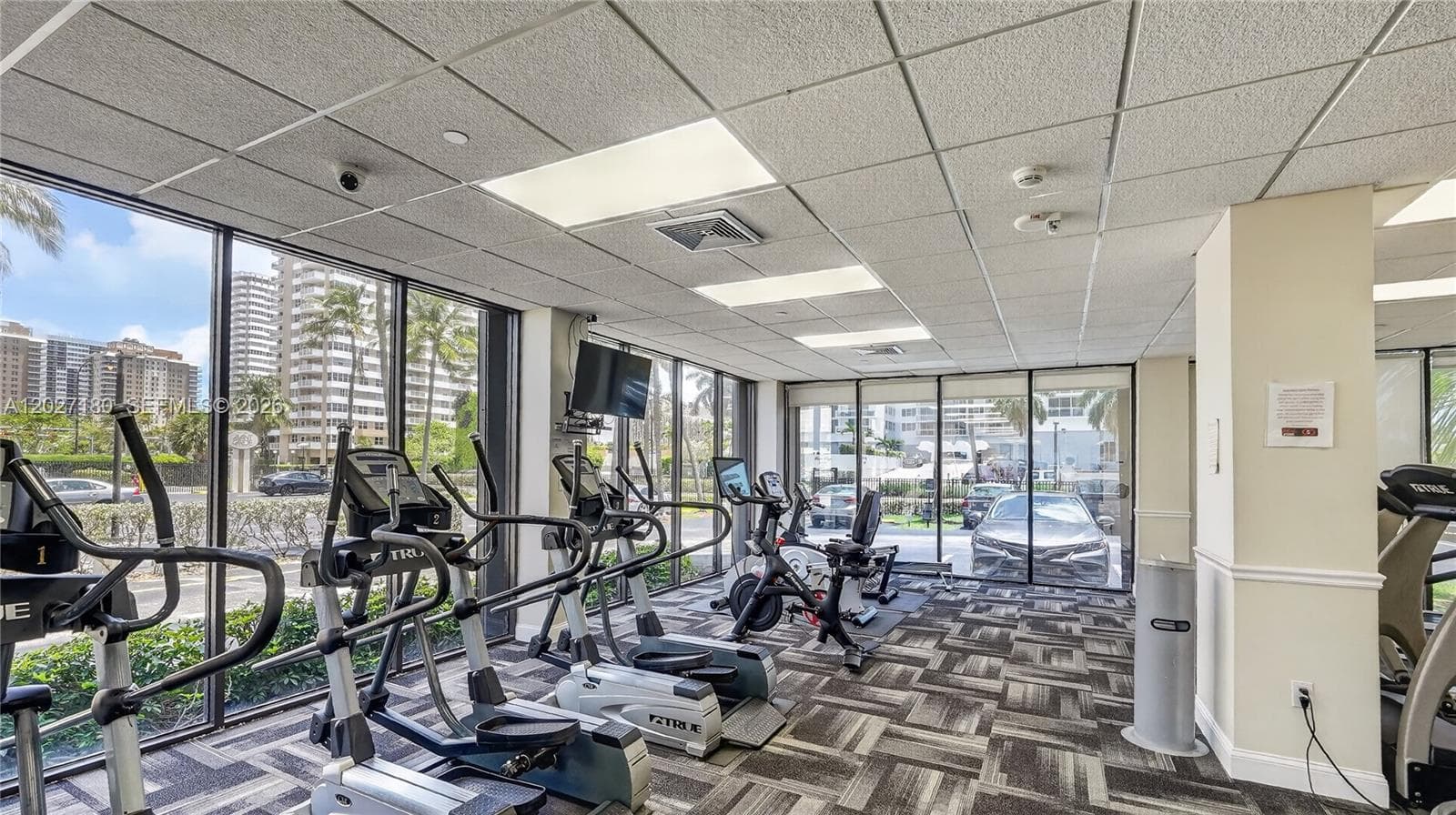 Avant Garde Condo · #1104 in Hallandale Beach - Photo 29