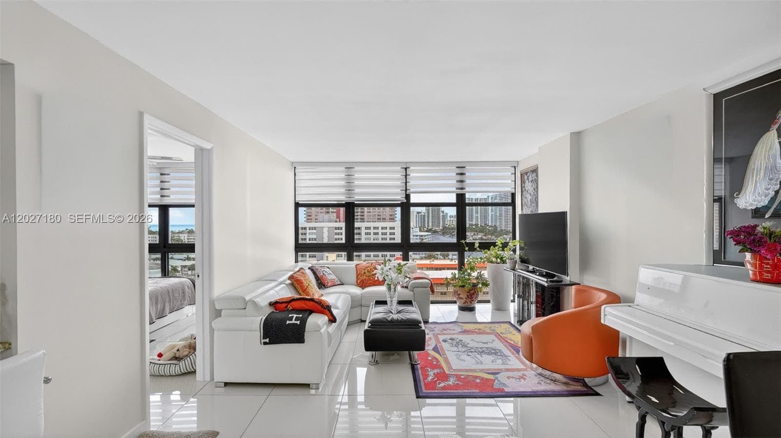 Avant Garde Condo · #1104 in Hallandale Beach - Photo 4