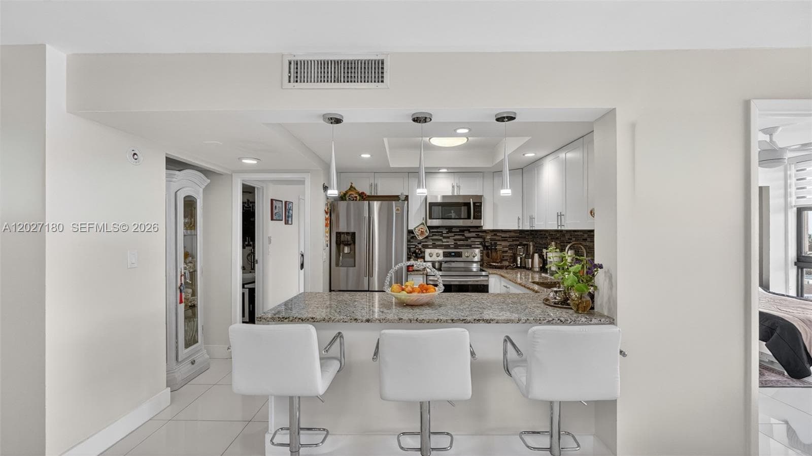 Avant Garde Condo · #1104 in Hallandale Beach - Photo 8