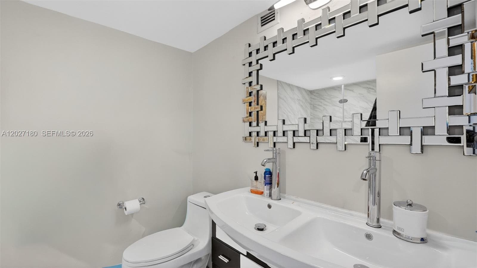 Avant Garde Condo · #1104 in Hallandale Beach - Photo 21
