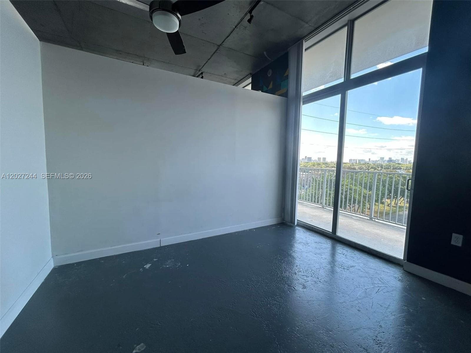 LOFTS AT HOLLYWOOD STATIO · #506 in Hollywood - Photo 6