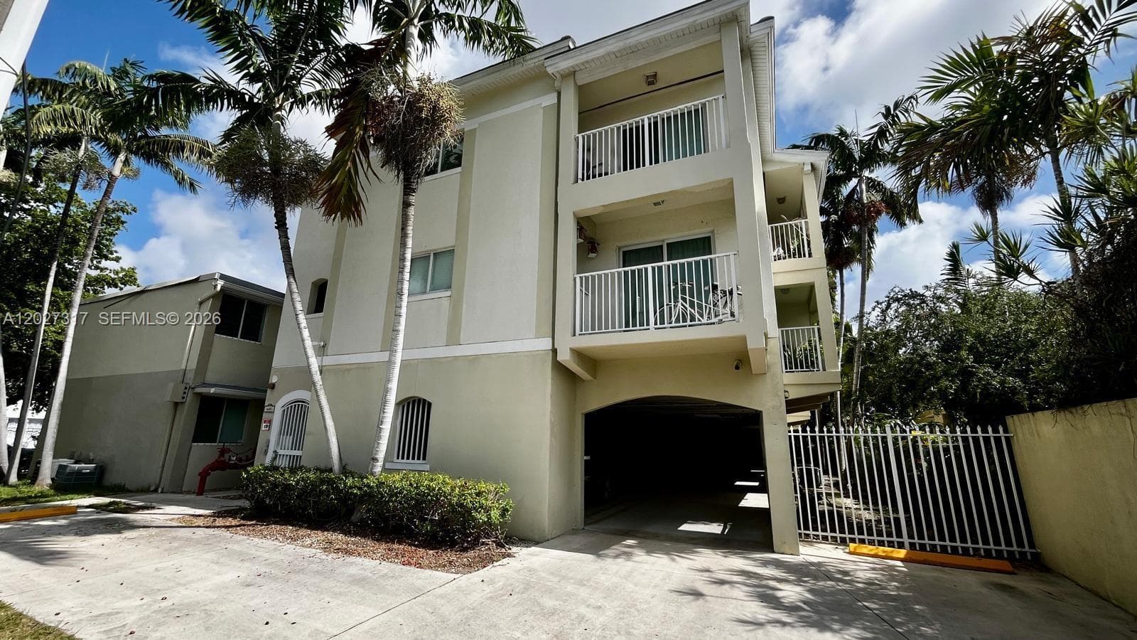HAVANNA ROADS CONDO · #5 in Miami - Photo 3