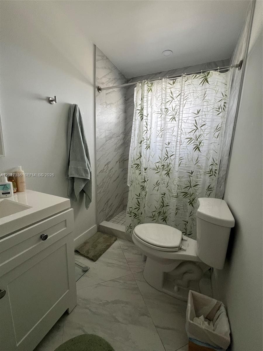 FAIRWAYS ROYALE CONDO · #408 in Hallandale Beach - Photo 9