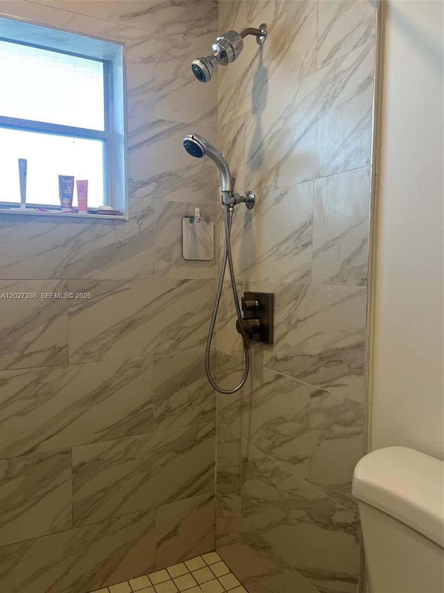 FAIRWAYS ROYALE CONDO · #408 in Hallandale Beach - Photo 18